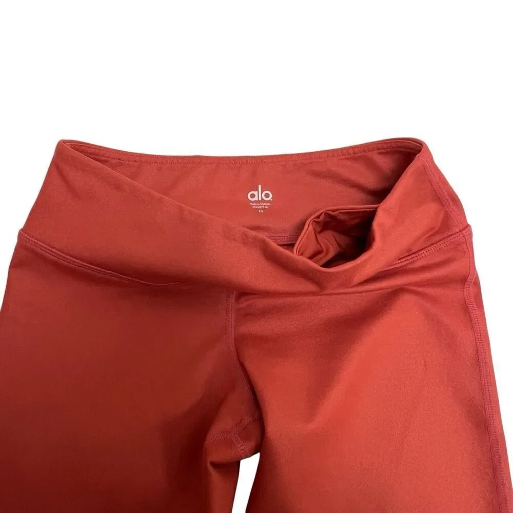Alo Yoga Sz Medium Edge Sunbaked Capri Airbrush Crop Leggings Burnt Orange Pants